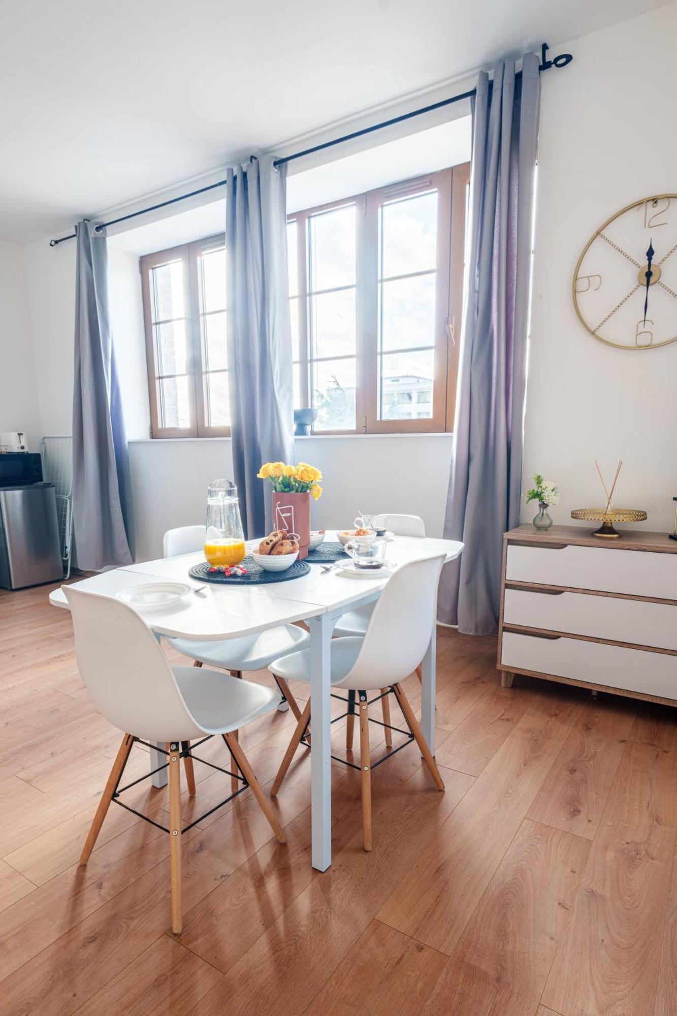 Le Fleur De Cerisier - Zmn Conciergerie Apartment Saint-Quentin  Exterior foto